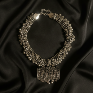 Dholki Choker