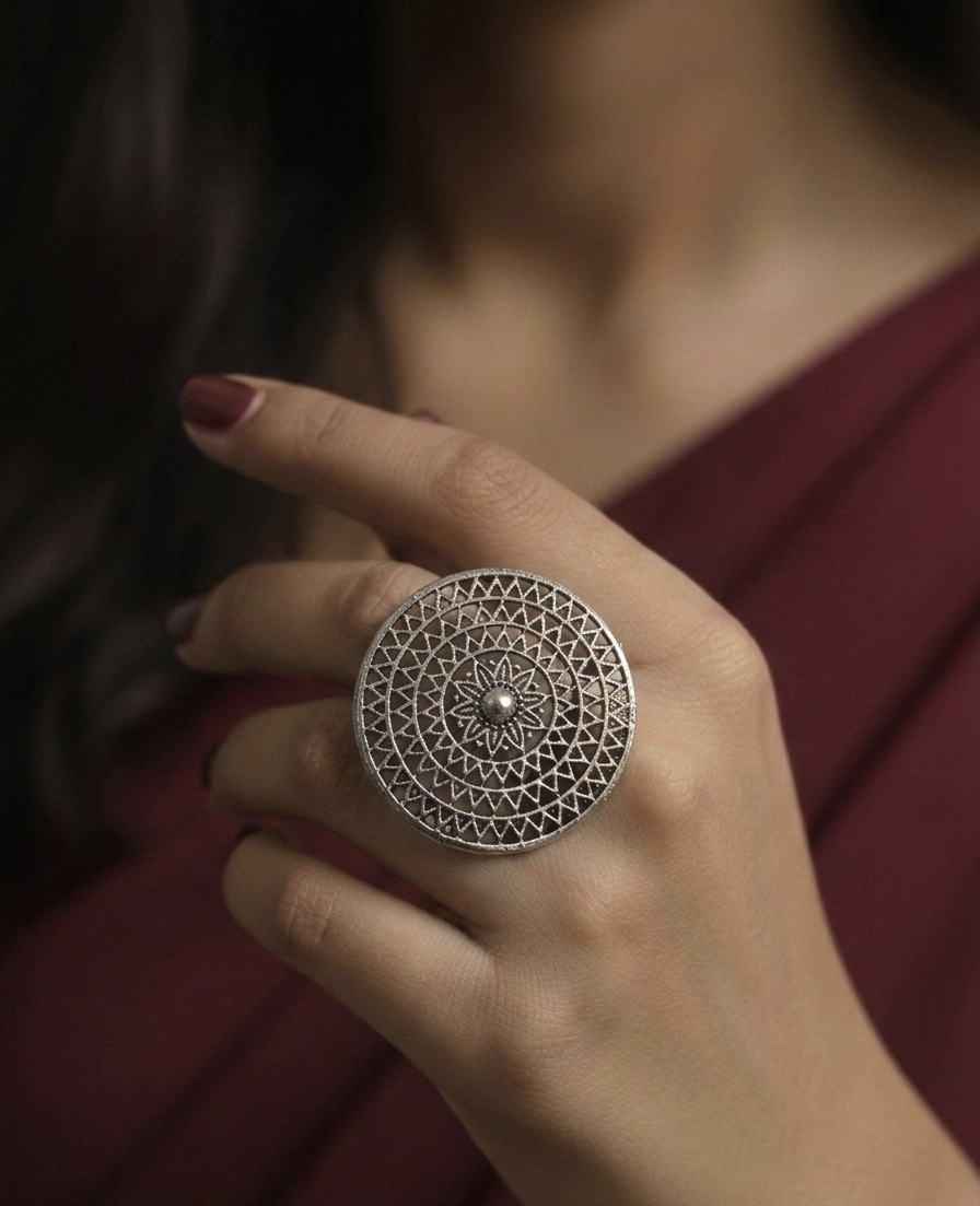 Web Oxidised Statement Ring