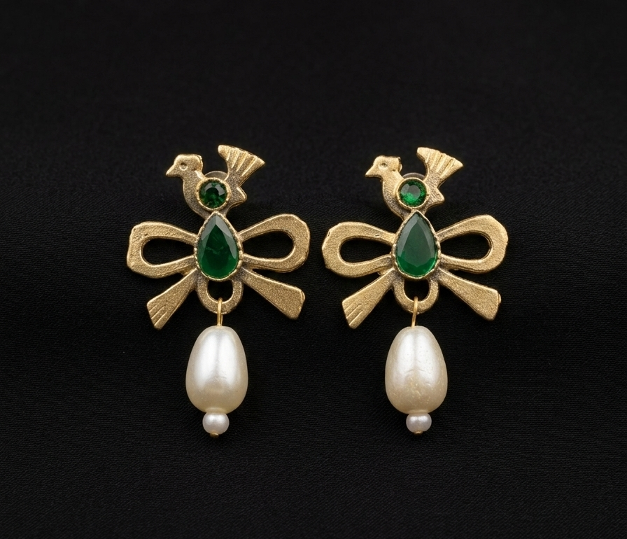 Noir Green Dove Studs