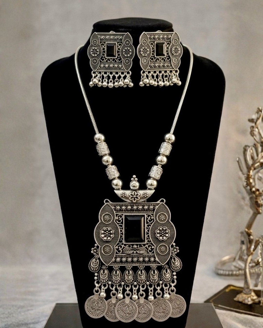 Oxidized Silver Armour Set