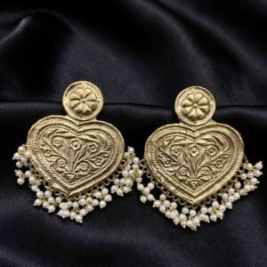 Golden Muse Heart Drops