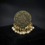 Ornate Medallion Pearl