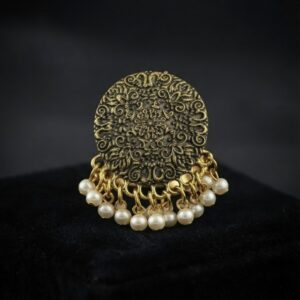 Ornate Medallion Pearl